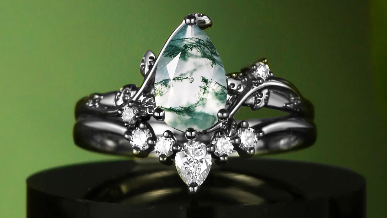 How to Use Moss Agate in Your Everyday Jewelry Trend