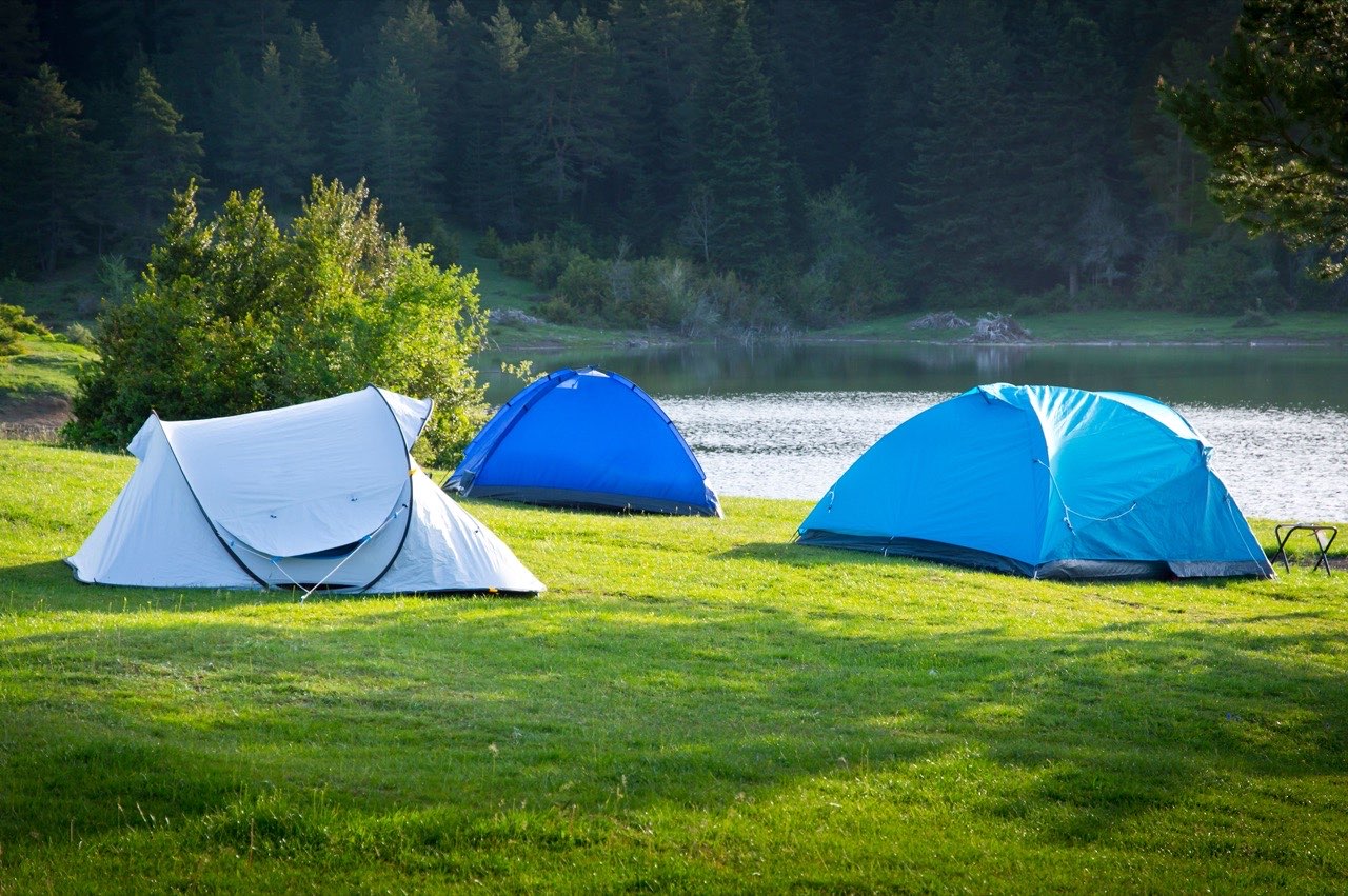 What to Look for in a Tent Manufacturer Before You Place a Wholesale Order